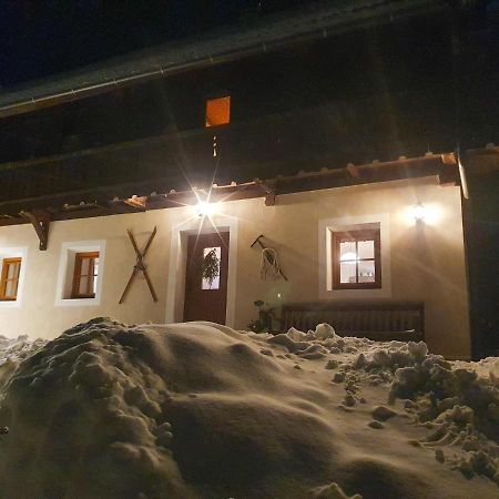Haus Lahner Villa Bad Bleiberg Bagian luar foto